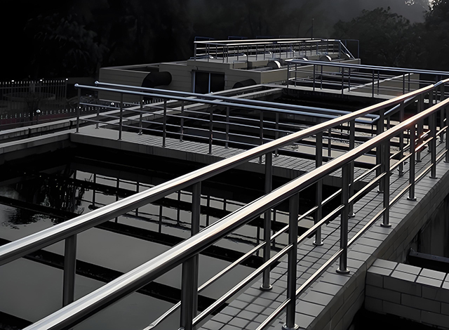 Konstantní tlakový systém zásobování vodou řady RVE32 Řešení ve vodárnách